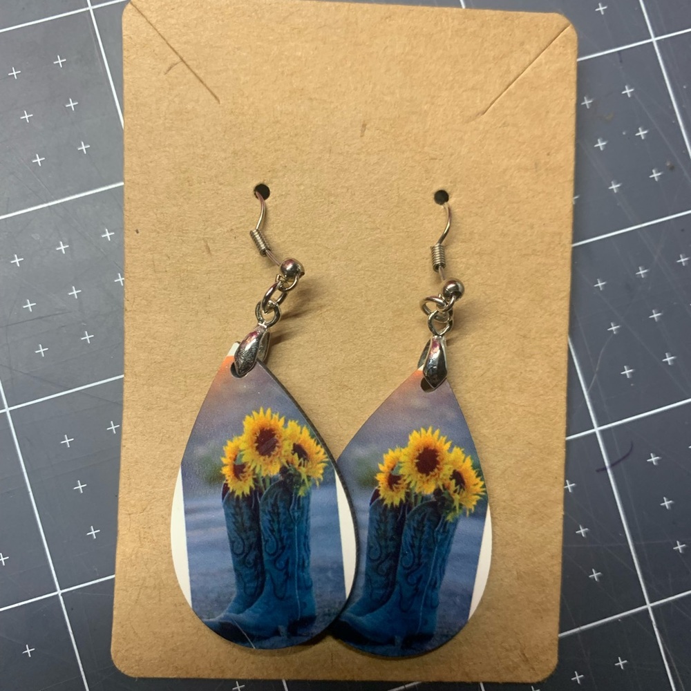 Discounted earrings